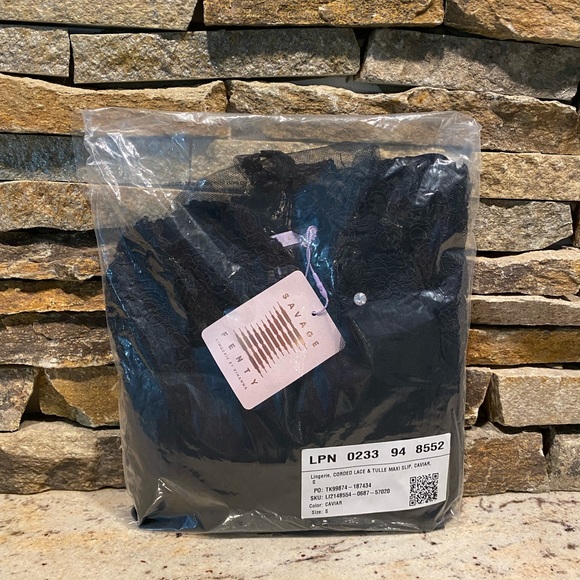 NWT savage x fenty Romantic Corded Lace & Tulle Maxi Slip - Picture 4 of 4